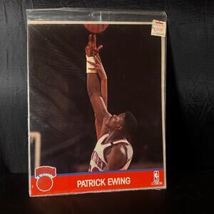 vintage PATRICK EWING KNICKS  NBA HOOPS ACTION Photo Card 8x 10 FACTORY SEALED